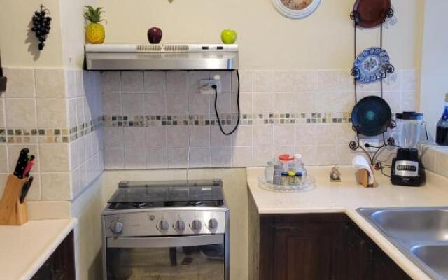 apartment B-302 in the colonial zone