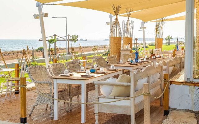 Piere Anne Beach Hotel