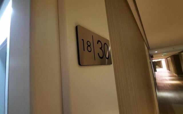 Leo Group Luxury Apartment 18-30 Alliance Palace