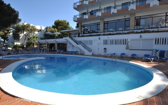 Hotel Cabot Cala Ferrera