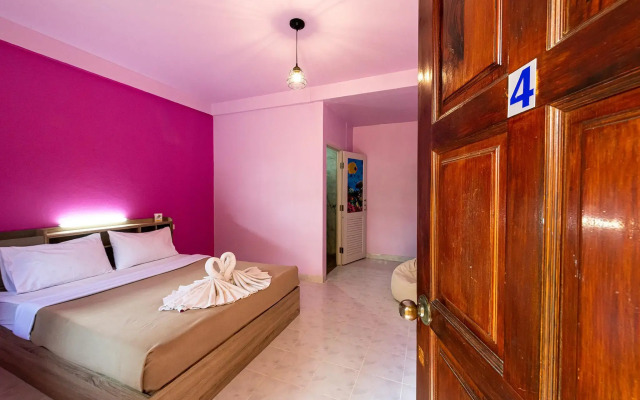 myPatong Social Hostel