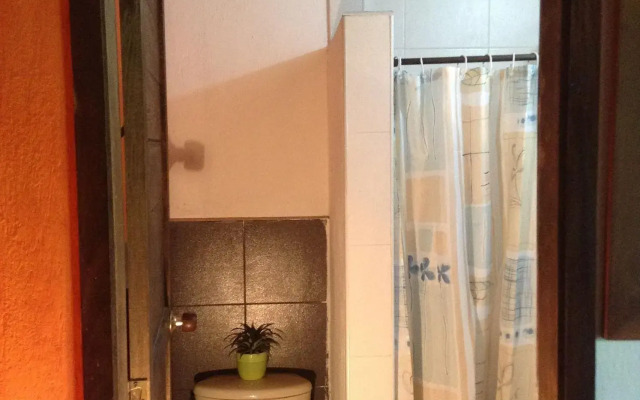 Aluna Hostel B&B