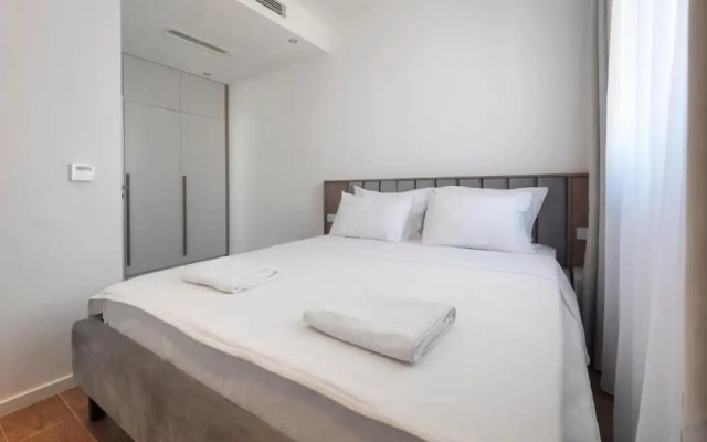Horizon Two Bedroom Penthouse Hot tub