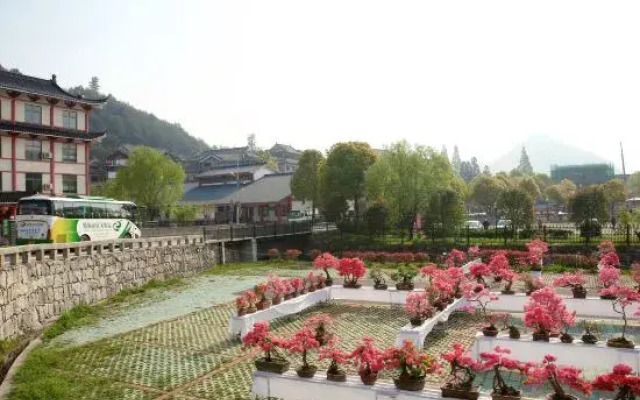 Xuji Express Hotel