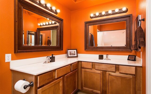 Restful 1 BR by Casago