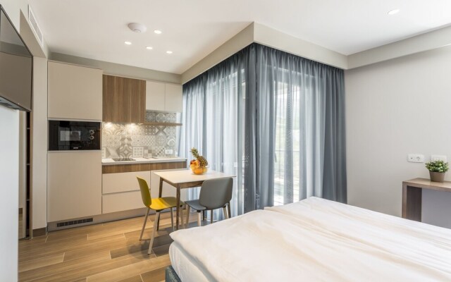 Ringo Apartments