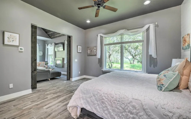 Cozy Spring Branch Cottage in Hill Country! - фото 2