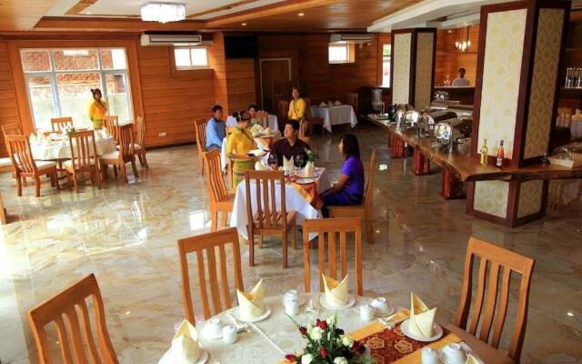 Inle Cherry Queen Hotel