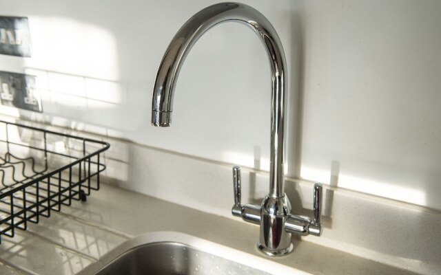 Fountain Bridge apartment