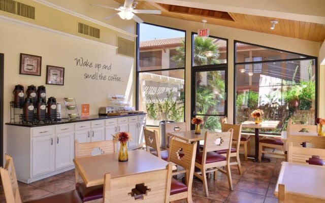 Red Lion Inn And Suites