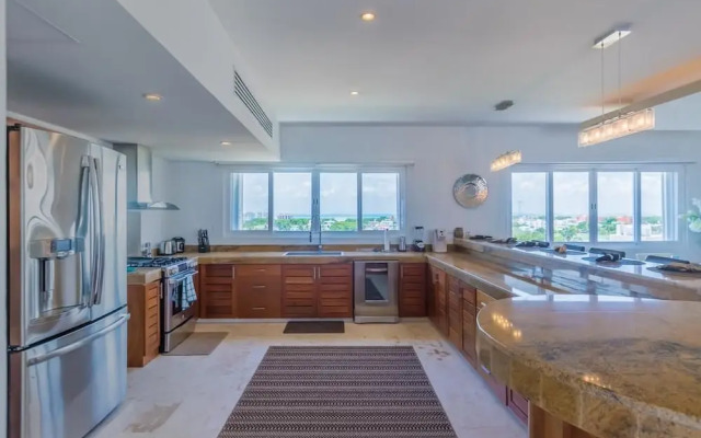 Isla 33 - 4 Bedroom PH #1304