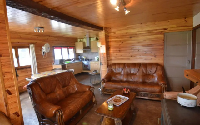 Comfortable Chalet in Petithan With Garden