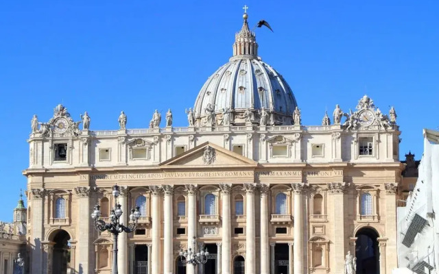 Vatican - WR Apartments