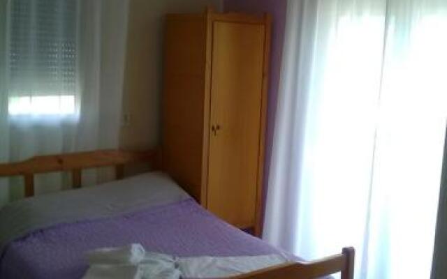 To Giouli