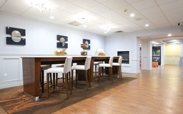 Hampton Inn Bordentown