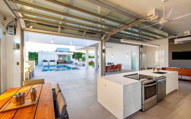 Luxury 3bdr Villa with Private Pool, Oceanview and Hotel Amenities v4