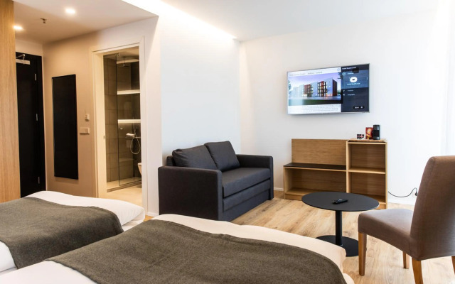 Отель South Coast