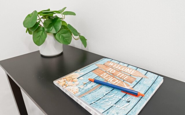 Totally Beachin' at Pelican Place