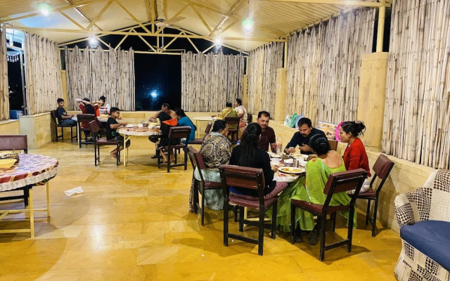 Wonbin Safari Hotel