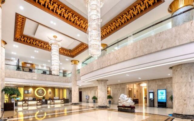 Royal Plaza Hotel