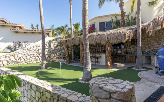 Casa Tranquila Only Steps to The Ocean 5-bedrooms Sleeps 9