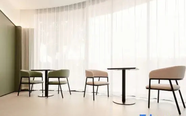 Hi Inn (Puyang Wanda Plaza Shuixiu Street)