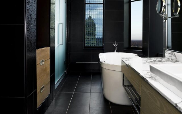 W Minneapolis - The Foshay