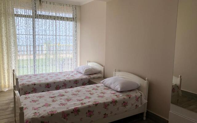 Seyran Seaside Apartments - 1-garden floor