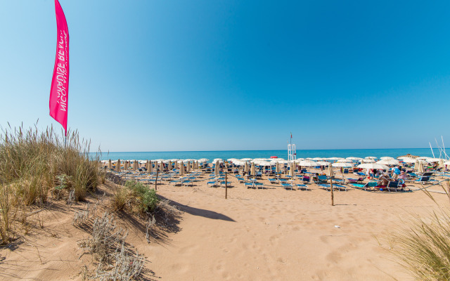 Paradise Beach Resort