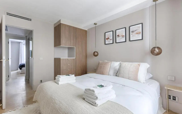 Magnificent Luxury Flat 2BR/6P - Champs-Elysées