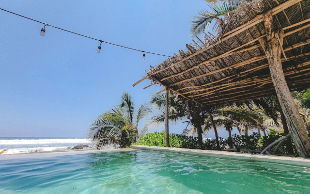 Quinta Feliz Troncones
