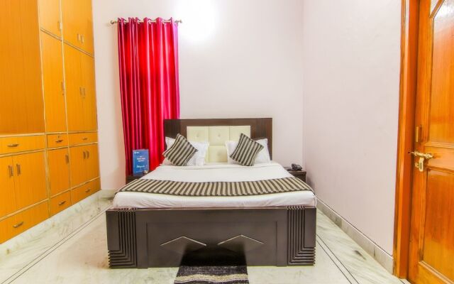 OYO 9008 Hotel JMD Inn