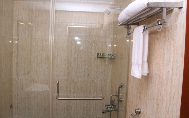 Hotel Leo Paradise - OMR