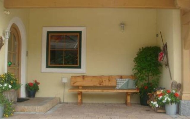 Bio-Bauernhof Obertrattenbachhof