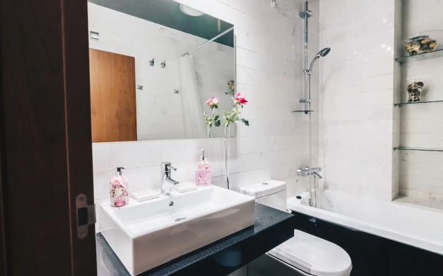 Isozaki Apartment by People Rentals