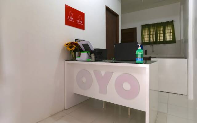 OYO 736 Jade Apartelle