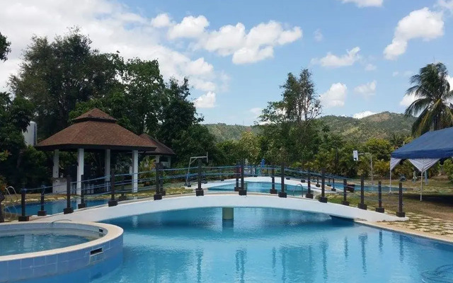 Amansinaya Resort