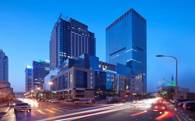 Holiday Inn Express Shenyang North Station by IHG