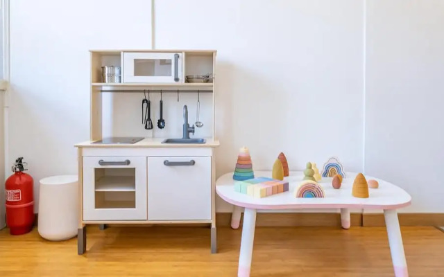 Ganghwa Hi Mom Kids Family Pension Black