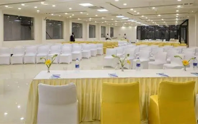 Hotel Madhushrie