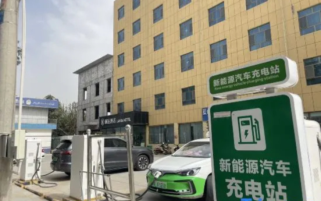 Landa Hotel – Exterior – Keriya