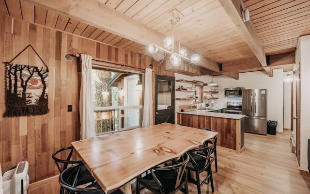 27gs - Bbq - Pets Ok - Wifi - Sleeps 10 3 Bedroom Home by RedAwning