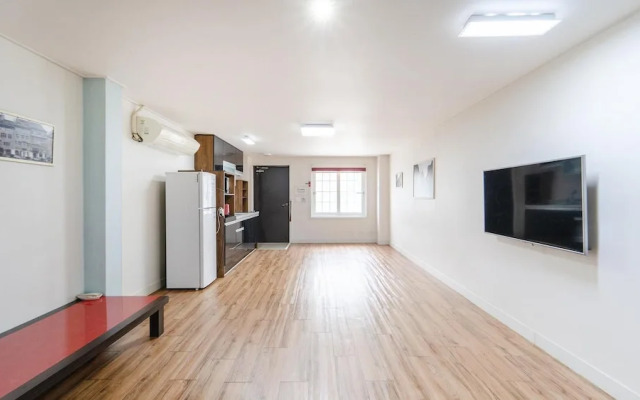 Daecheon Swiss Chalet Spa Pension