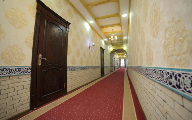 Khiva Silk Road (Хива Силк Роад)