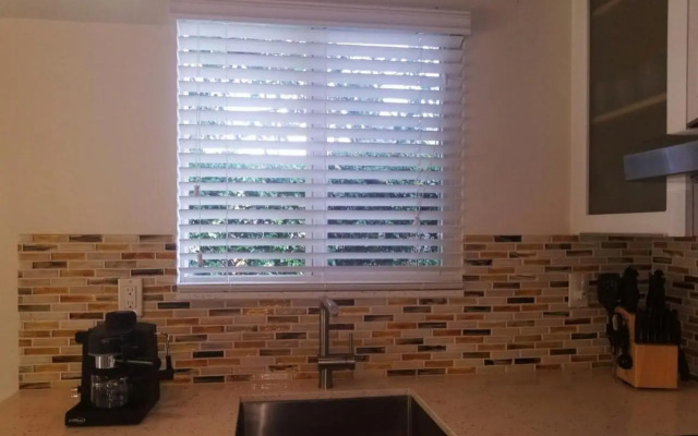LUXURY Guayabita's House