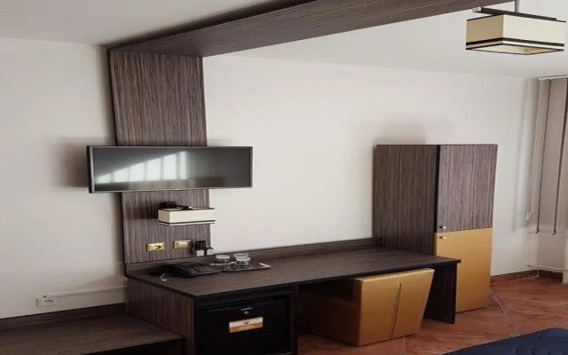 Hotel Montenegro