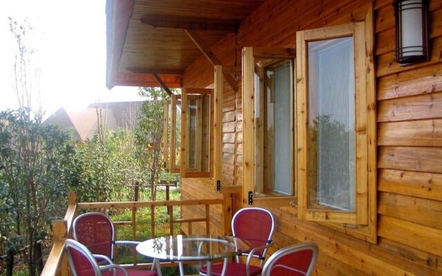 Haihuangxing Fengqing Muwu Villa Hotel