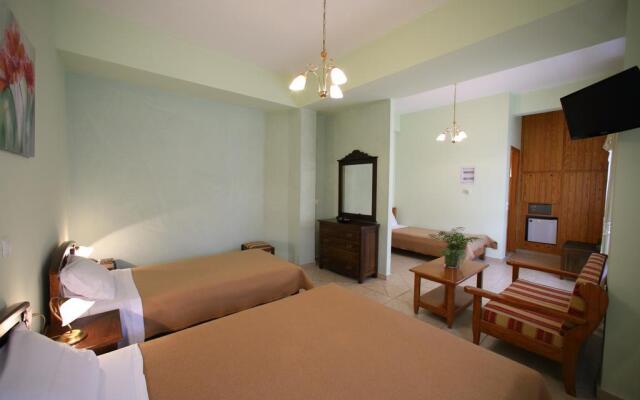 Hotel Mani