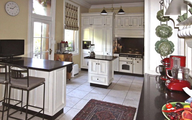 Bard House Bed & Breakfast