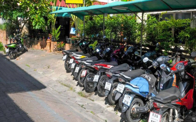 All In 1 Guesthouse Chiang Mai